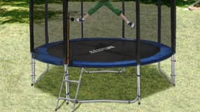 Ce trampoline à prix réduit est parfait pour occuper vos enfants toute une après-midi
