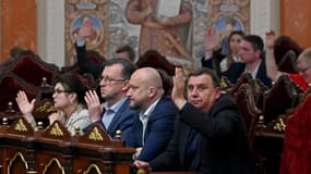 Les juges de la Cour suprême ukrainienne ont voté pour retirer la présidence de l'institution à Vsevolod Kniazev après une affaire de corruption le 17 mai 2023