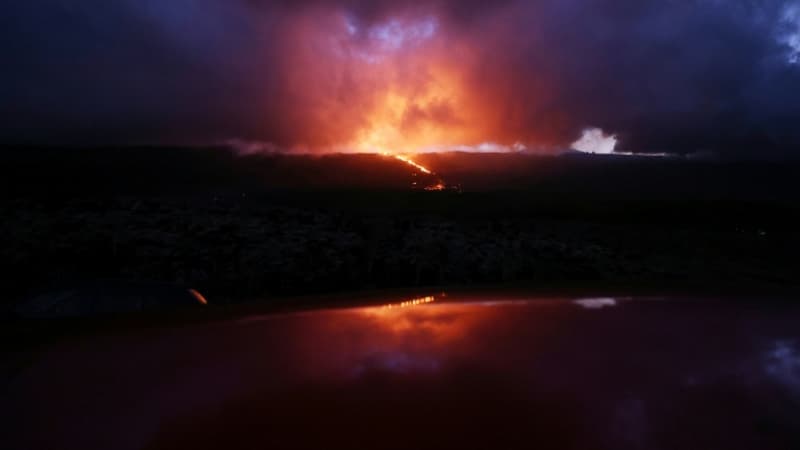 La Réunion: le volcan du Piton de la Fournaise est entré en éruption, une première depuis août 2023