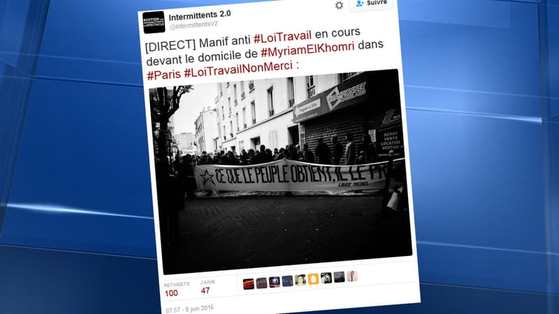 Des manifestants se sont rassemblés devant le domicile de la ministre dans le XVIIIe arrondissement.