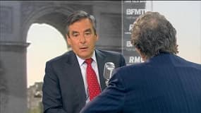 Sarkozy en jet privé au Havre: "Je fais tous mes déplacements à mes frais", répond Fillon