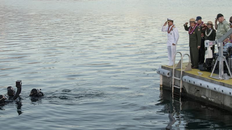 Cérémonie d'immersion des cendres de Lauren Bruner à Pearl Harbor, le 8 décembre 2019