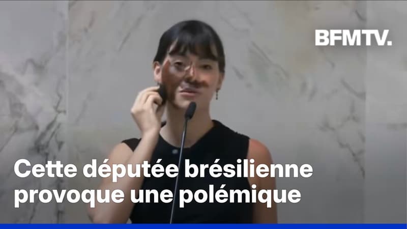 Brésil: une députée provoque une polémique après s'être maquillée le visage en noir
