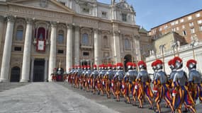 Des gardes suisses au Vatican, le 25 décembre 2016.
