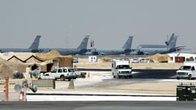 Vue générale de la base aérienne militaire américaine d'Al-Udeid, au sud de Doha, le 23 octobre 2002.