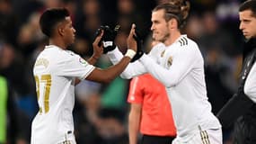Gareth Bale est entré sous les sifflets du public à Bernabéu