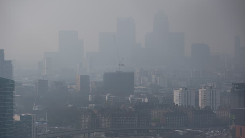 Pollution de l'air visible à Londres, Royaume-Uni, en avril 2014. (Photo d'illustration)