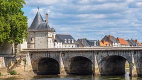 Chatellerault. (Illustration) 