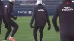 Kylian Mbappé et Thiago Silva à l'entraînement du PSG