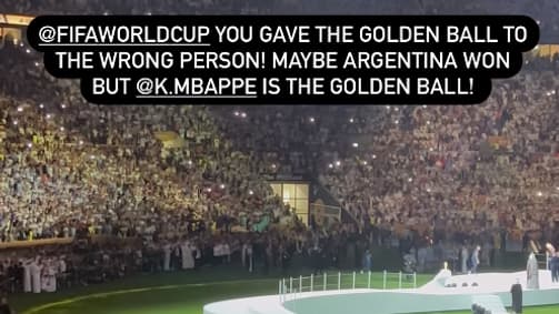 La story de la supportrice croate Ivana Knöll lors de la finale France-Argentine. La story de la supportrice croate Ivana Knöll lors de la finale France-Argentine.
