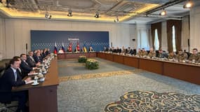 Pourparlers entre les délégation russe et ukrainienne à Istanbul le 2 juin 2025