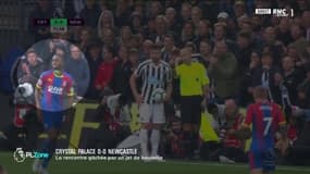 Quand un joueur de Crystal Palace prend une bouteille de bière dans la poitrine