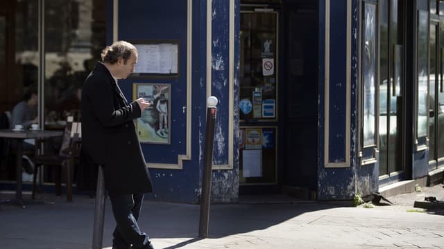 Les opérateurs Orange et Free ont signé un accord en vue de la fin progressive de leur contrat d'itinérance à partir de janvier 2017. Cet accord doit se terminer à la fin de l'année 2020,
