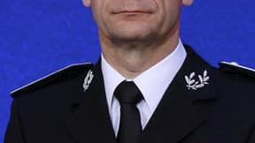 Frédéric Péchenard, directeur général de la police nationale, n'a pas été mis en examen à l'issue de son interrogatoire de quatre heures dans le cadre d'une affaire d'espionnage d'un journaliste du Monde. /Photo d'archives/REUTERS/Jacky Naegelen