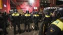 Des affrontements entre policiers et manifestants anti-mesures sanitaires ont eu lieu ce 12 novembre 2021 au Pays-Bas.
