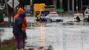 Route inondée à Mill Valley, en Californie, le 4 janvier 2022