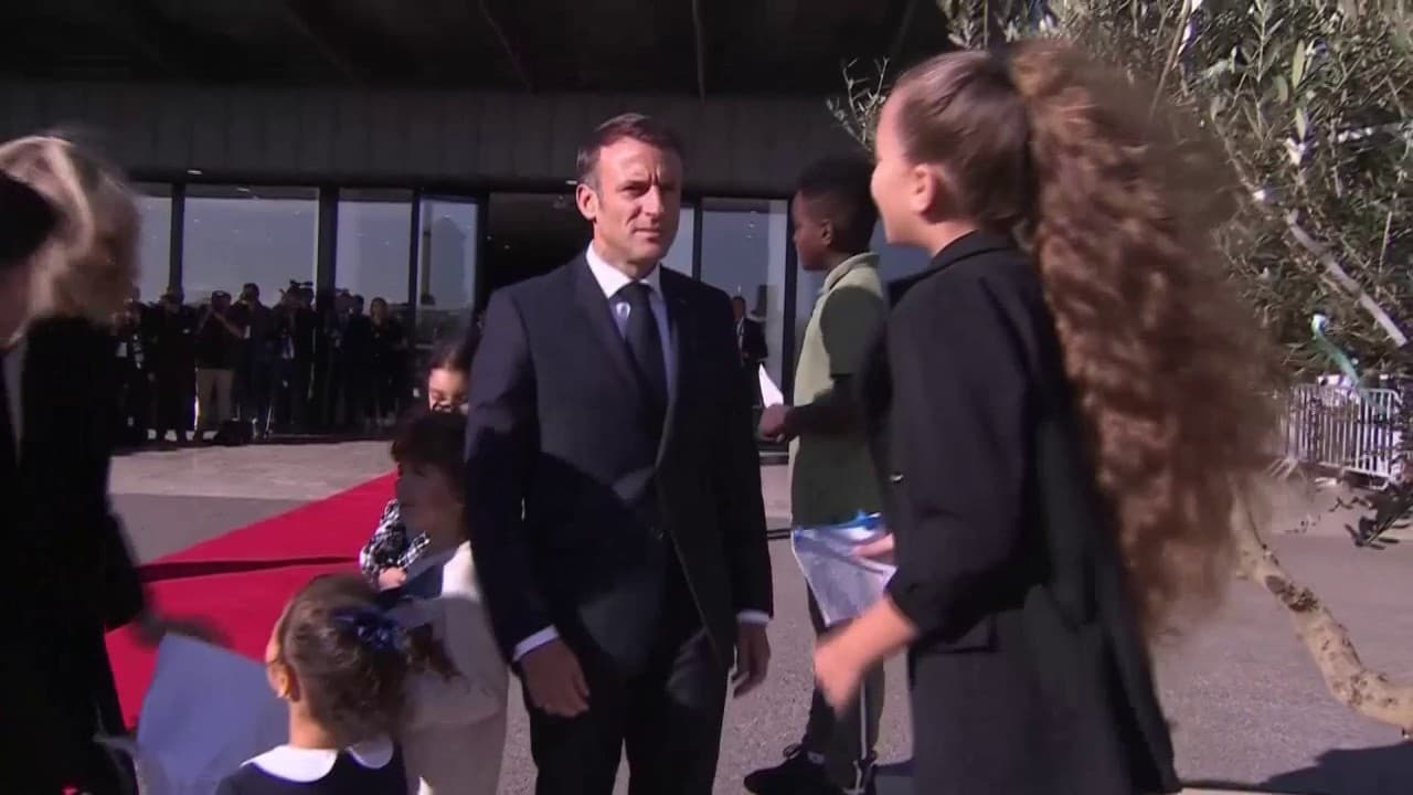 Emmanuel Macron à Marseille pour la venue du pape le samedi 23 septembre 2023. Emmanuel Macron à Marseille pour la venue du pape le samedi 23 septembre 2023.