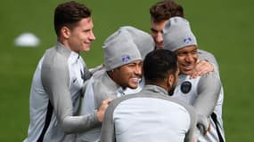 Julian Draxler avec Neymar et Kylian Mbappé à l'entraînement, le 11 septembre 2017