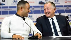 Memphis Depay et Jean-Michel Aulas
