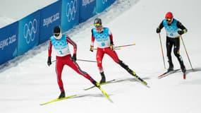 Jarl Magnus Riiber doublé par ses rivaux lors du combiné nordique des JO 2022 de Pékin