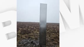 Un mystérieux monolithe a été découvert par des promeneurs à Hay Bluff au Pays de Galles, le 9/10 mars 2024.