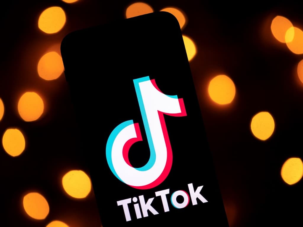 Tiktok lance une appli qui permet de gagner de l’argent en regardant des  vidéos