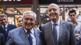 Alain Juppé et Jean-Pierre Raffarin, l'un de ses principaux soutiens, posent ensemble