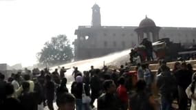 Le gouvernement indien appelle au calme après le viol d'une étudiante