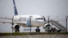 Un Airbus A-320 de la compagnie EgyptAir, reliant Alexandrie au Caire, a été détourné sur Chypre par un pirate de l'air, mardi 29 mars.