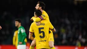 Sergio Busquets et Lionel Messi avec le Barça en février 2020