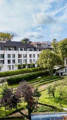 Un monastère et sa chapelle reconvertis en hôtel de luxe