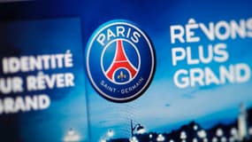 La présentation du nouveau logo du PSG en 2013