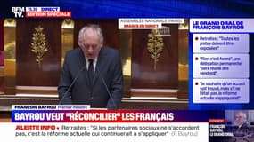 François Bayrou: "Je n'approuve pas la stratégie" de Jean-Luc Mélenchon "de tout conflictualiser"