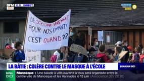La Bâtie-Neuve: une manifestation contre le masque à l'école 