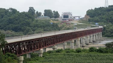 Le pont séparant la ville de Hunchun en Chine de la Corée du Nord