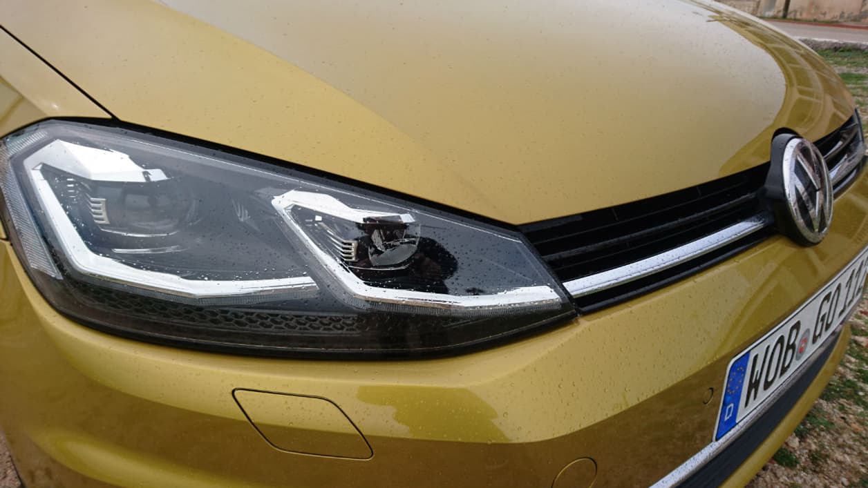 Les phares Led (en option ou à partir de la finition Carat, l(une des plus hautes au catalogue) font partie des principales nouveautés côté design extérieur.
