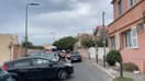 Une rue à la circulation difficile aux Goudes à Marseille (Bouches-du-Rhône), fin août 2023.