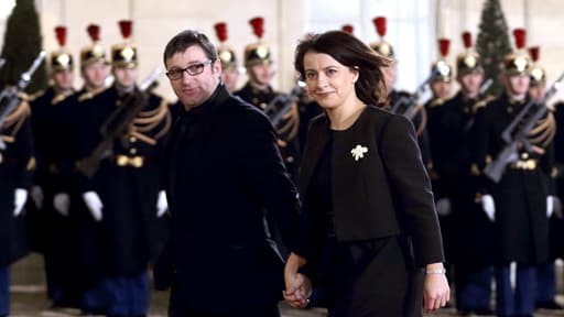 Xavier Cantat et Cécile Duflot sur le perron de l’Elysée, le 11 décembre 2012.