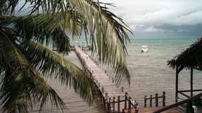 Le corps des deux Français a été retrouvé à proximité d'une boîte de nuit sur l'île de Sainte-Marie à Madagascar.