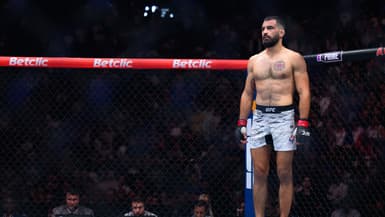 Benoît Saint Denis lors de son combat Mauricio Ruffy à l'UFC Paris, le 6 septembre 2025