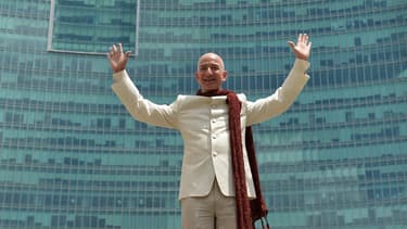 Jeff Bezos demande l'aide des internautes.