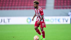 Konrad De La Fuente avec l'Olympiakos le 3 septembre 2022.
