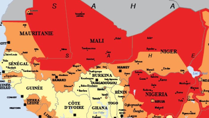 Une carte du Sahel diffusée le 22 septembre 2014 sur le site du Quai d'Orsay. En orange, les pays où les déplacements sont déconseillés sauf raison impérative. En rouge, les pays où les déplacements sont fortement déconseillés.