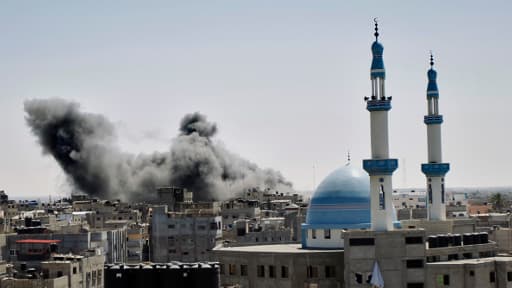 Les frappes israéliennes sur la bande de Gaza ont continué lundi