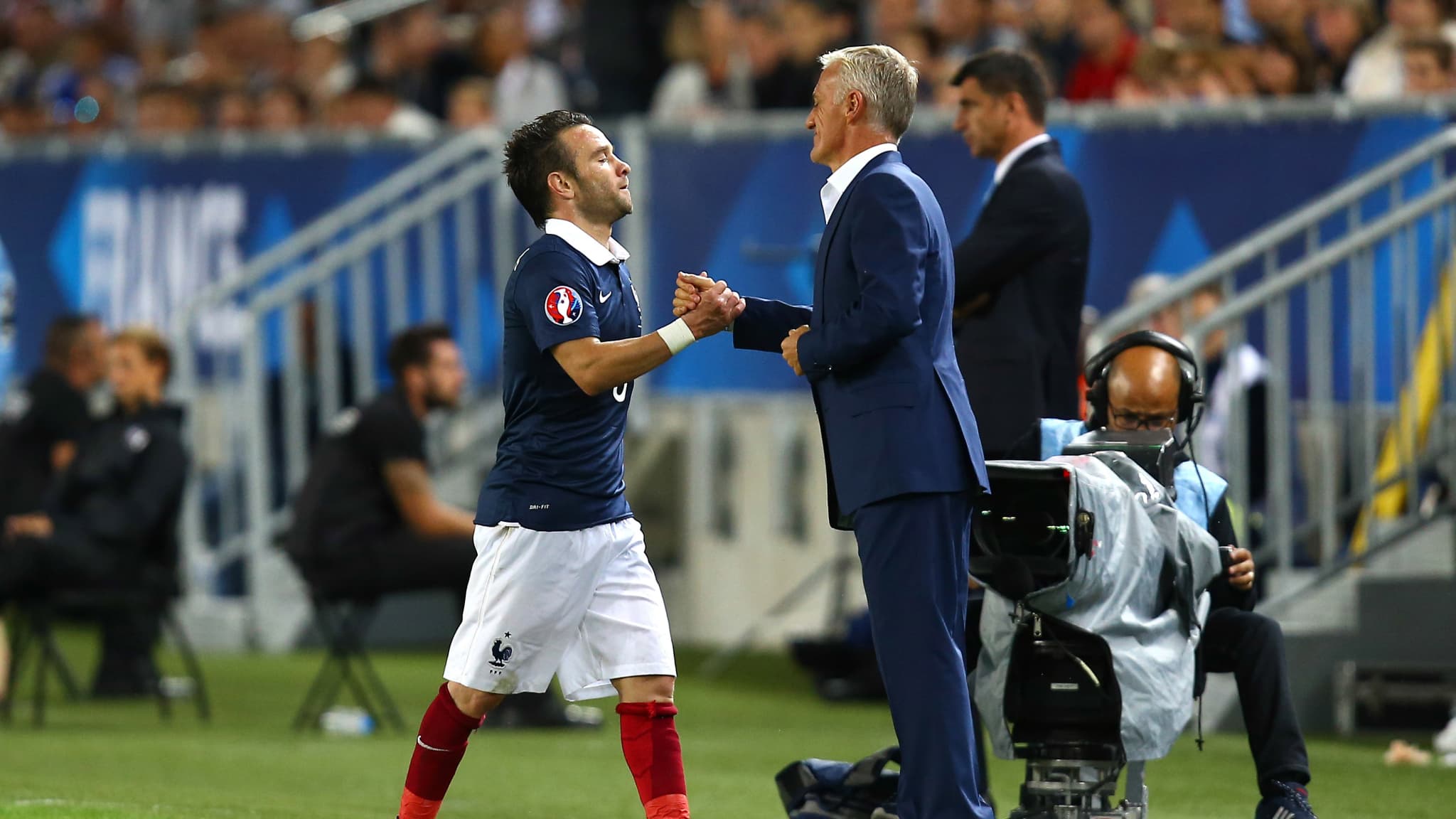 "ME PROTÉGER DE QUOI?": VALBUENA RACONTE POURQUOI DESCHAMPS L'A DÉÇU APRÈS L'AFFAIRE DE LA "SEXTAPE"