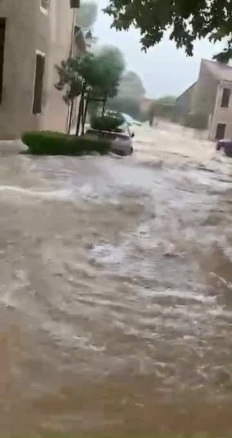 Inondation Nages et solorgues Gard - Témoins BFMTV