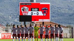 Dimanche, juste avant le coup d'envoi du match au stade François-Coty