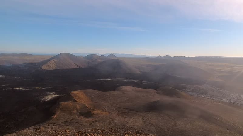 Islande: la lave d'un volcan près de Reykjavik cesse progressivement de couler