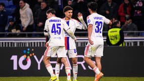 Adil Hamdani, Alejandro Gomes Rodriguez et Rémi Himbert fête la prestation de l'OL en Ligue Europa, 29 janvier 2026