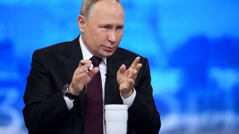 Guerre en Ukraine: Vladimir Poutine juge qu'une défaite de la Russie est 